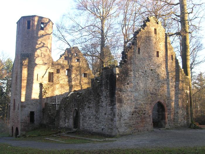 St. Barbara Ruine Gesamtbild
