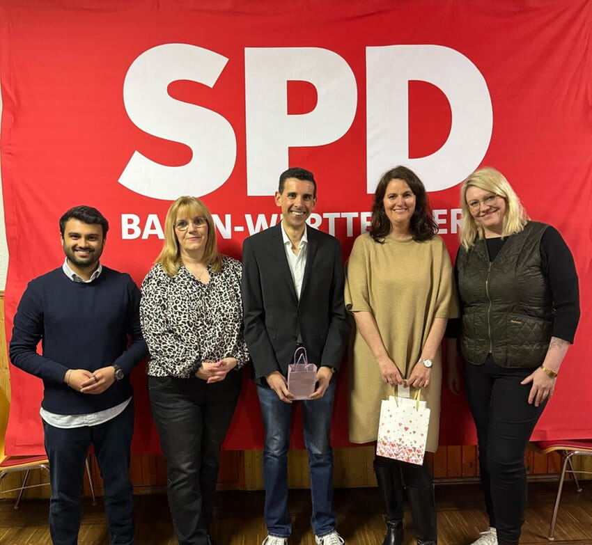 v.l.n.r. Assad Hussain (Vorsitzender SPD KA-Land), Ina Colmelete (Stellv. Vorsitzender SPD KA-Land), Patrick Diebold (Ersatzkandidat), Anneke Graner (Landtagskandidatin) und Corinna Deckenhoff (Stellv. Vorsitzende) - Foto: Simon Hurst (SPD Malsch)