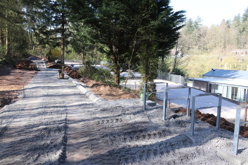 Im ersten Bauabschnitt wurde schon viel umgesetzt. Dies zeigen die Bilder vom April. Fotos: Gemeinde Karlsbad