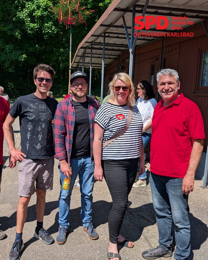 Paul Becker, Sven und Corinna Deckenhoff und Michael Nowotny beim 1. Mai Fest