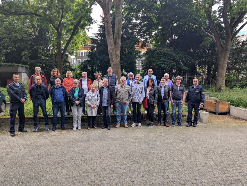 Die erste Gruppe ehrenamtlicher Seniorensicherheitsberaterinnen und -berater startet ihre Ausbildung im Landkreis Karlsruhe.