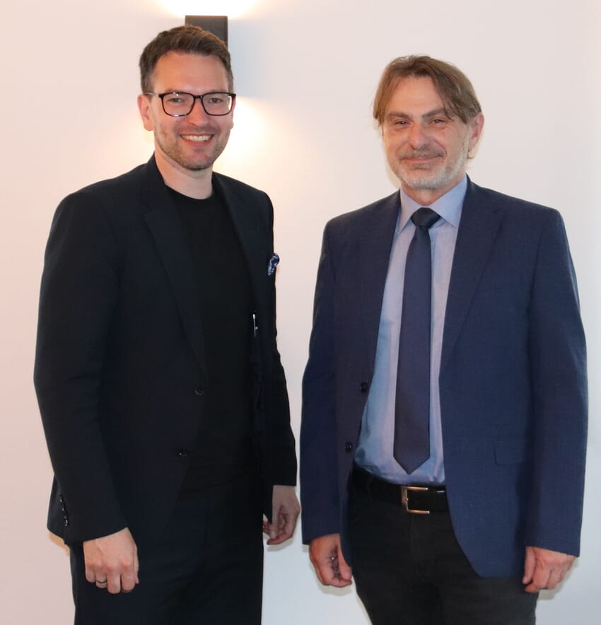 V.l. Bürgermeister Björn Kornmüller und Dirk Höger. Foto: Gemeinde Karlsbad