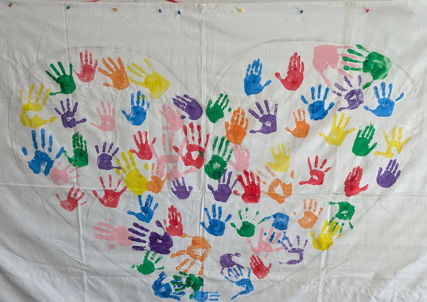 das sind wir ... jede Hand einzigartig und unterschiedlich , wie schön