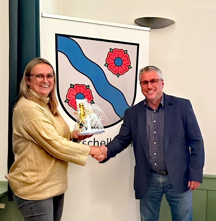 Sandra Hofferer und Michael Wenz bei der Verabschiedung im Bürgersaal; Foto: V. Baral