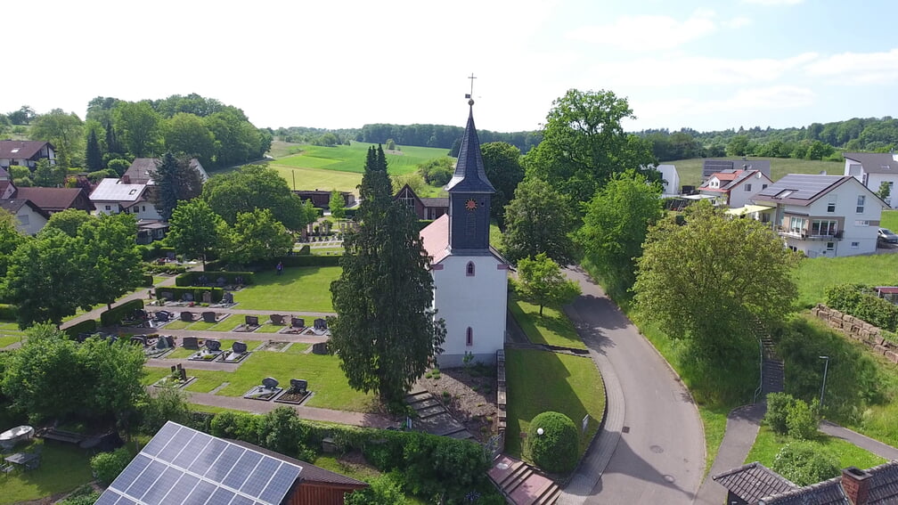 Der Gemeinderat befürwortete die Friedhofskonzeption für die Karlsbader Friedhöfe mit einem Zeithorizont bis 2050. Foto: Pintilie