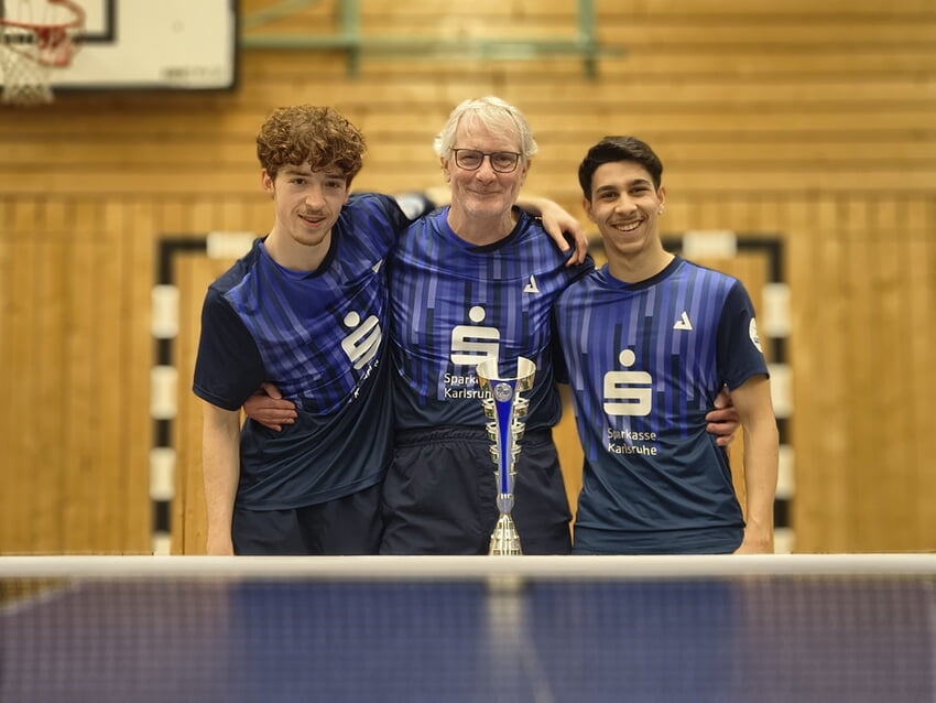 C4 Pokalsieger! v.l. Maximilian Hupfer, Peter Elze und Onur Stoyanov