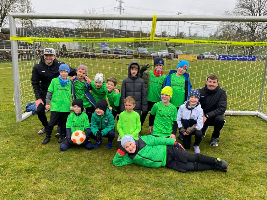 Es spielten: Levi (2 Tore), Elias (TW/1 Tor), Nico (TW/2 Tore), Lukas (4 Tore), Milo (1 Tor), Finn, Ivan, Jonas, Maximilian, Marlon (TW), Matti, Matteo (1 Tor) und David (TW)