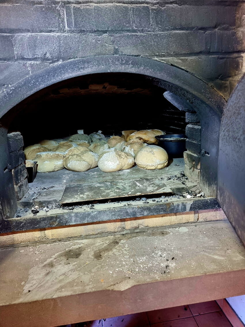 Brot backen im Heimatmuseum am 25.4.2026!