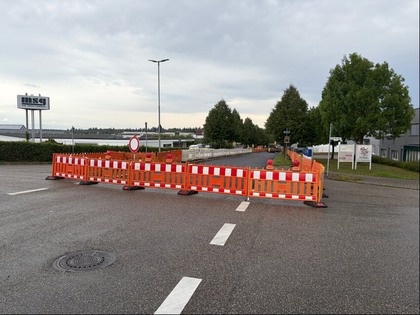 Vollsperrung um Zuge der Straßensanierung Im Stöckmädle, Bauabschnitt 1 - aus südlicher Richtung (Feuerwehrhaus Ittersbach)