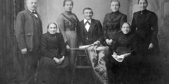 FAMILIENFORSCHER-STAMMTISCH