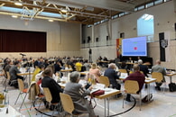 „Wir können gar nicht so viel sparen wie andere unser Geld ausgeben“  