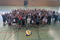Das Ehemaligen-Volleyballturnier - Sport, Spaß und Spannung