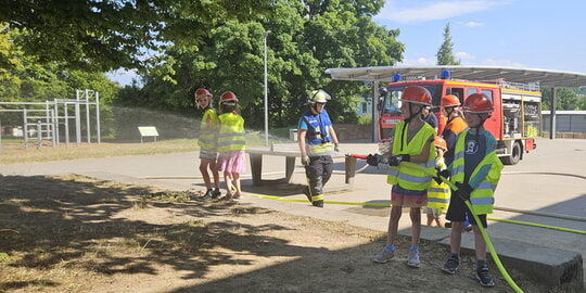 Übung Flächenbrand der Minigruppe