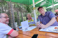 Tour de Zopf – Die epische Jahresausfahrt mit Hefezopf, Höhenmetern und hitzigen Diskussionen