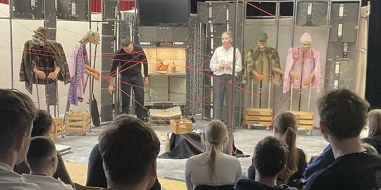 Der zerbrochene Krug 