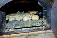 Brot backen im Heimatmuseum