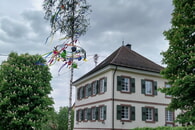 30. Maibaumstellen des Heimatvereins Karlsbad