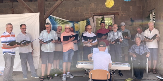 Vier Generationen auf der B&uuml;hne des Gesangverein Eintracht Auerbach