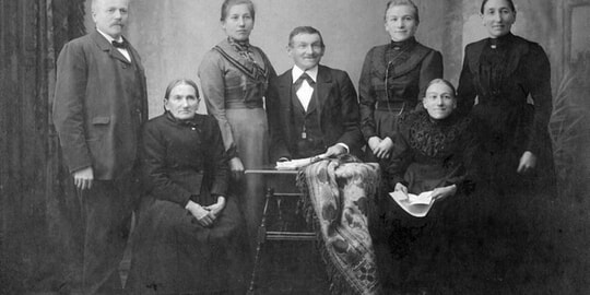 FAMILIENFORSCHER-STAMMTISCH