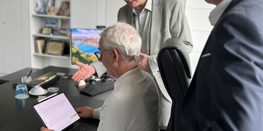 Vom Papier zum Tablet: Der Landkreis Karlsruhe baut seine digitalen Prozesse aus