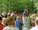 Waldkulturpfad - Erzählplatz mit Stuhl